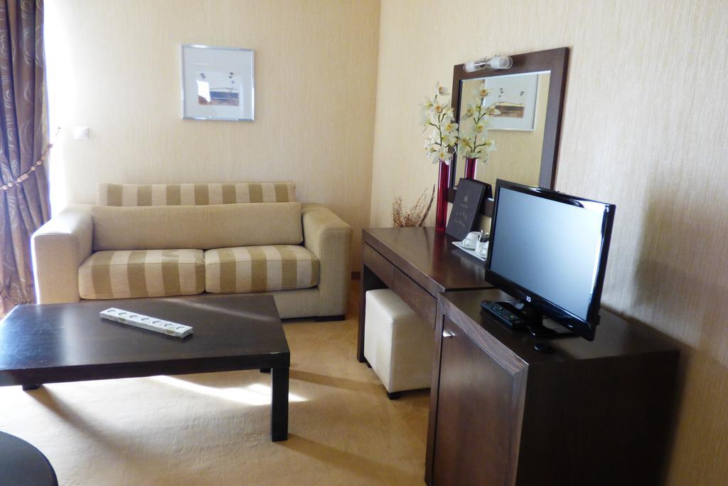 Ioannou Resort Ptolemaida Rom bilde